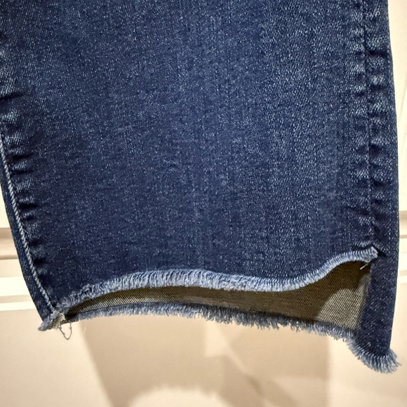MOTHER Denim Insider Crop Step Fray in Turn of the Tide size 31 - Picture 4 of 10